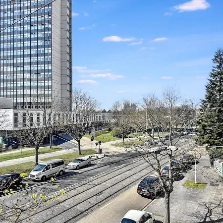 Apartment Moderne 3 In Zentraler Lage Mit Wlan, Netflix Und Parkplatz *